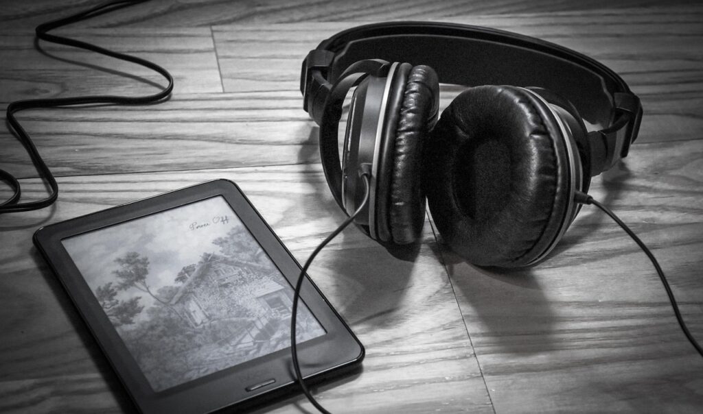 ebook, headphone, relax, leisure, cozy, holiday, weekend, enjoy, equipment, entertainment, reading, music, listening, rest, calm, technology, home office, sound, peaceful, feeling, learning, book, knowledge, hobby, black, gray office, gray book, gray home, gray technology, gray music, gray books, gray learning, gray reading, gray relax, gray calm, gray peace, gray headphones, gray knowledge, ebook, ebook, ebook, ebook, ebook, weekend, weekend